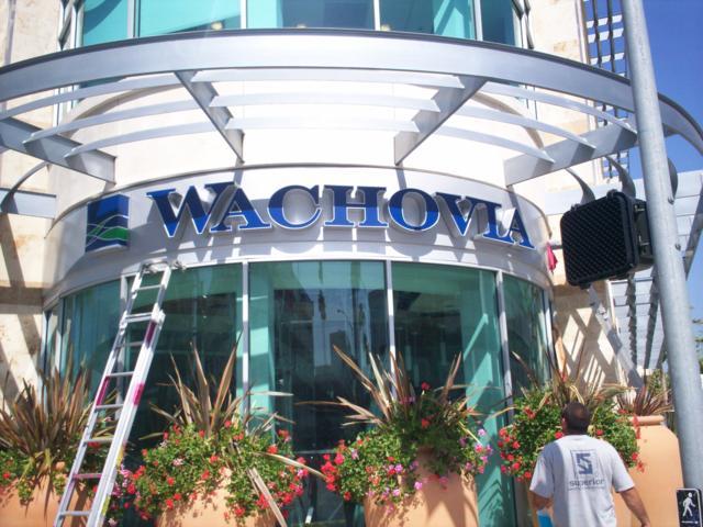 Wachovia Beverly Hills Sign Install