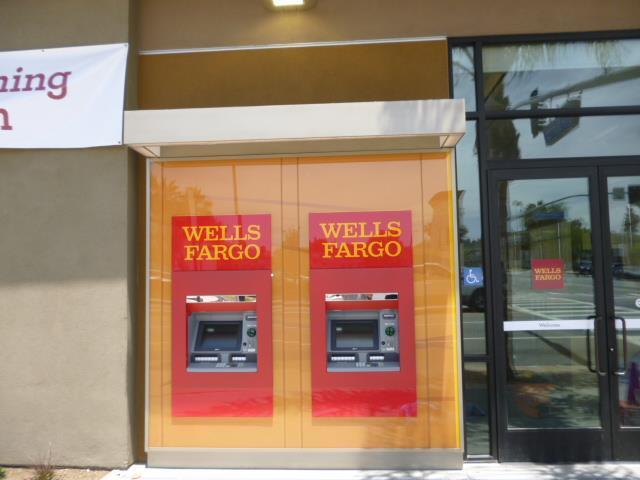 Wells Fargo Sign & Awning Install 8